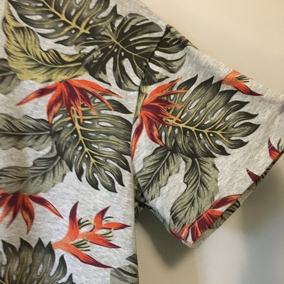 Tropical Botanical Floral Cotton Short Sleeve Tee - Picture 7 of 14
